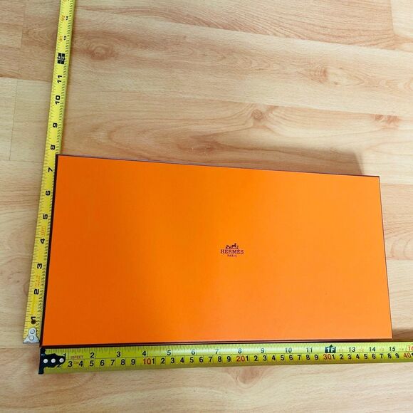 Hermes Gift Box - orange small gift box {empty} (14.5" x 7.25" x 1.15") [A] - Picture 2 of 9